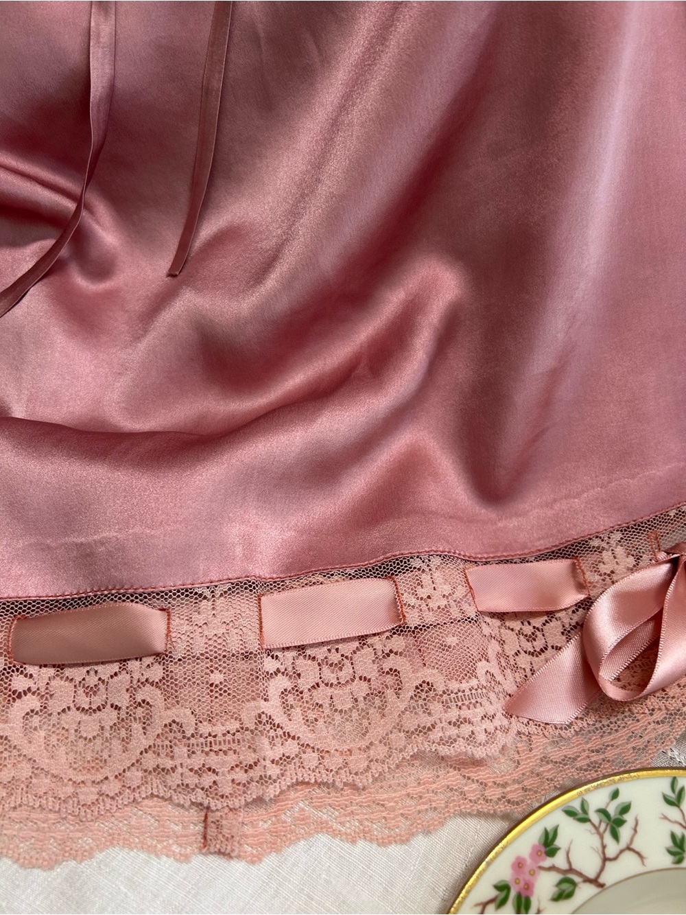 1920s 💯 Silky Rose Pink Lace-Trim Half Slip. Summer skirt size M:L